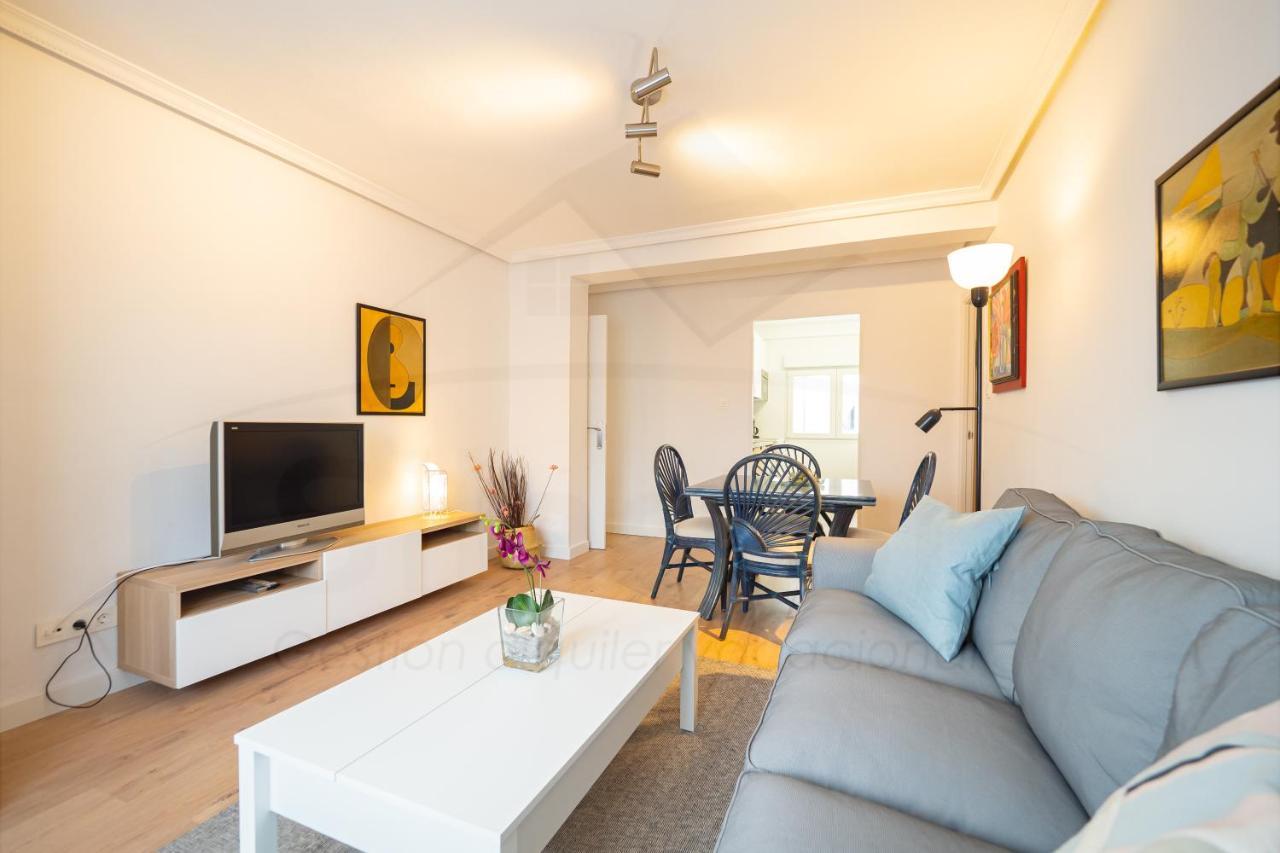 Appartement El Carbayedo à Avilés Extérieur photo